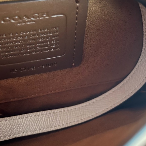 COACH Klare Crossbody Bag In Signature Canvas - Picture 5 of 6